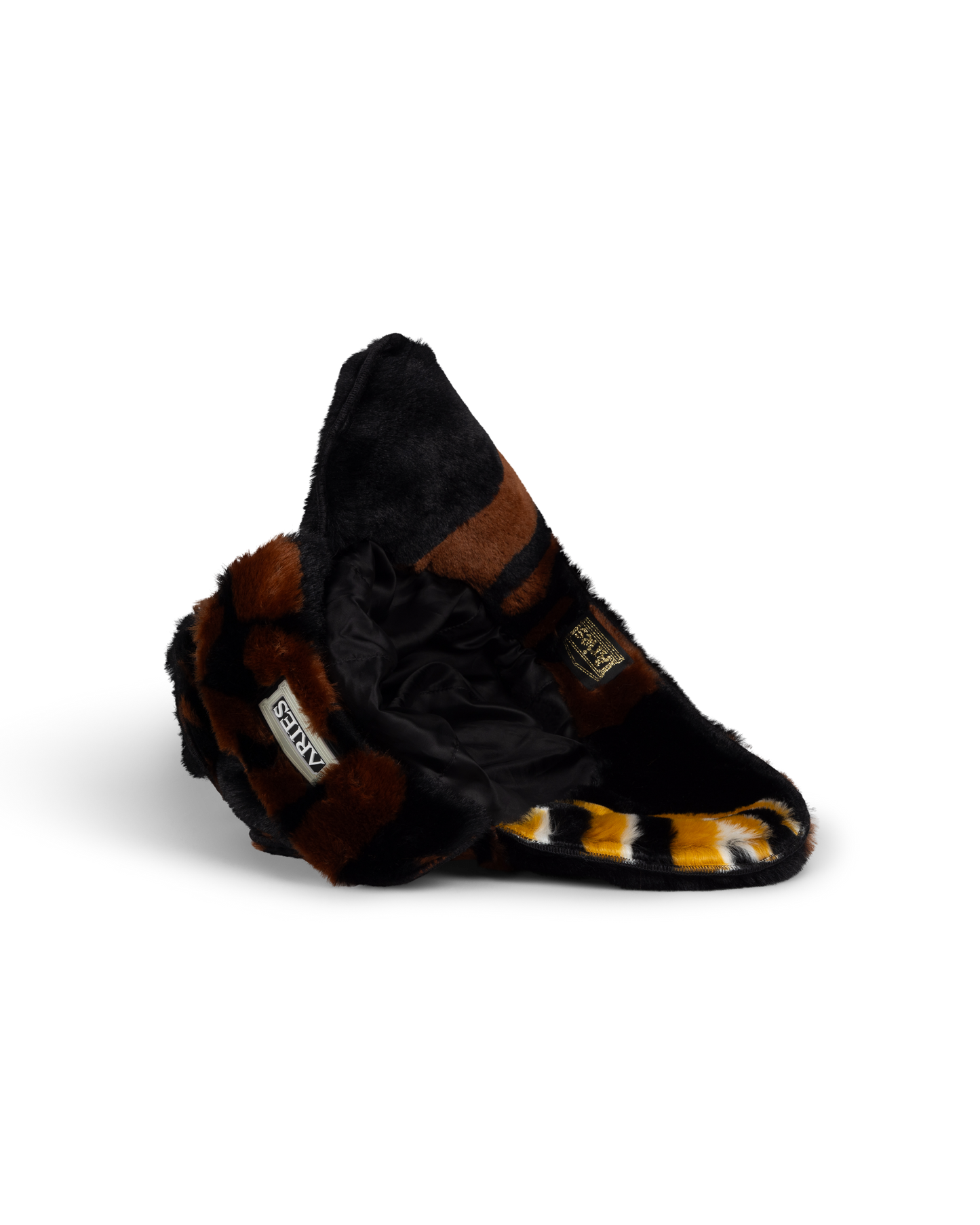 Fuzzy Duck Does He Trapper Hat