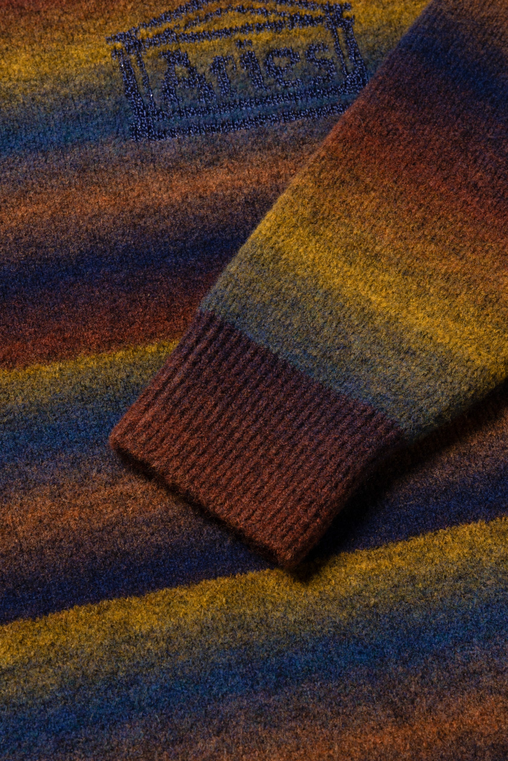 Load image into Gallery viewer, Boucle Space Dye Knit