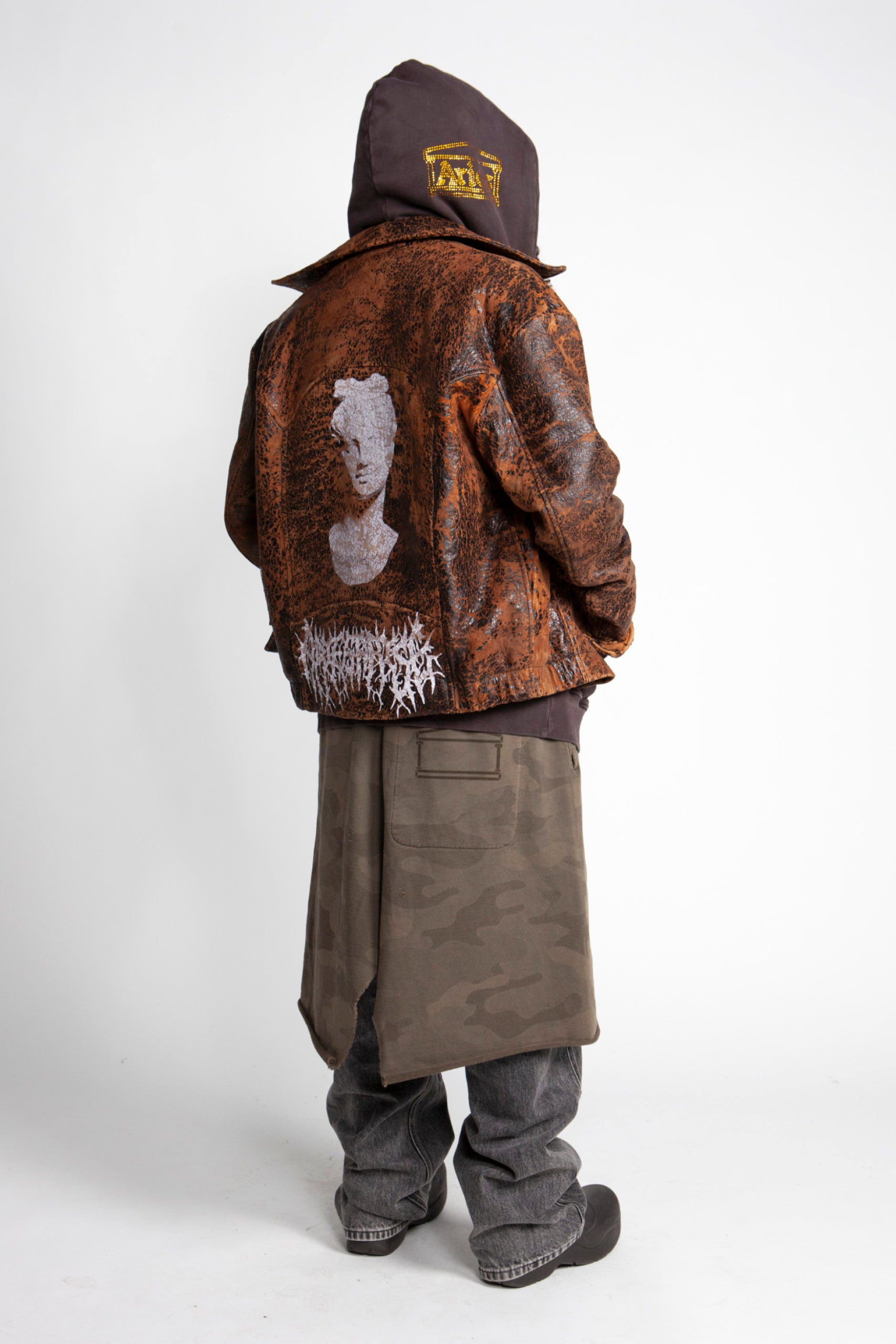 Load image into Gallery viewer, Distressed Leather Jacket