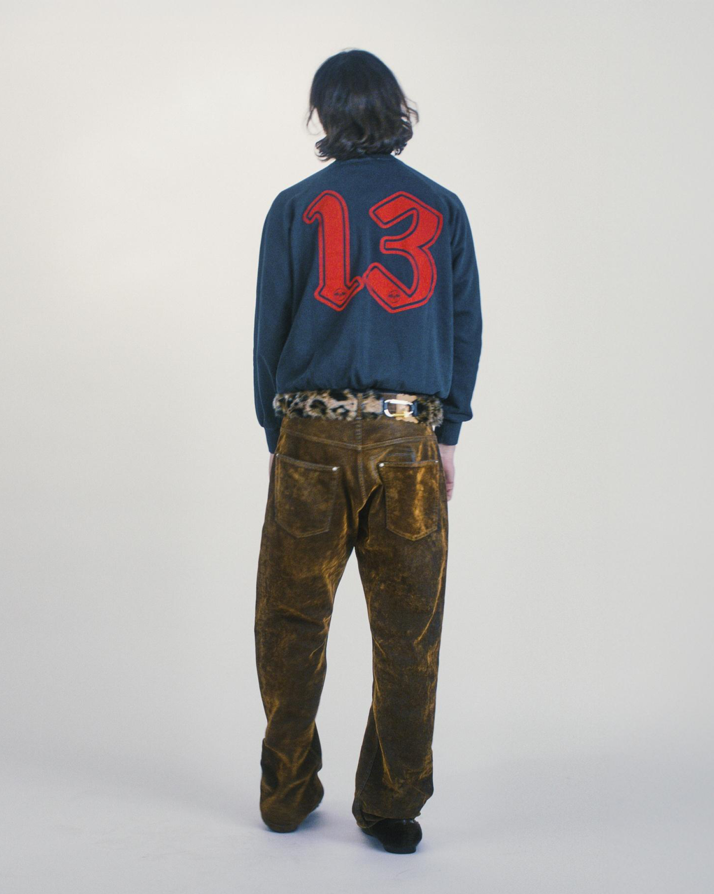 Faded Supportive Finger Raglan Sweat