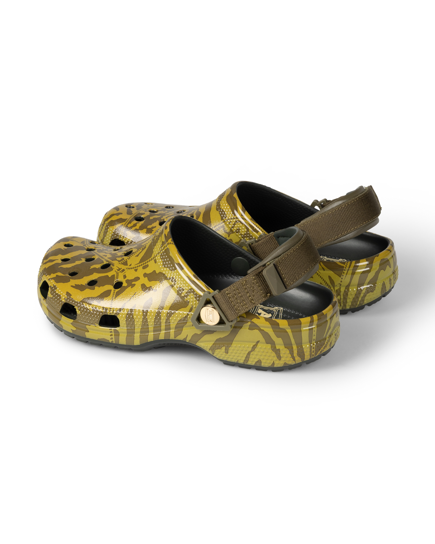 aries x crocs classic clog