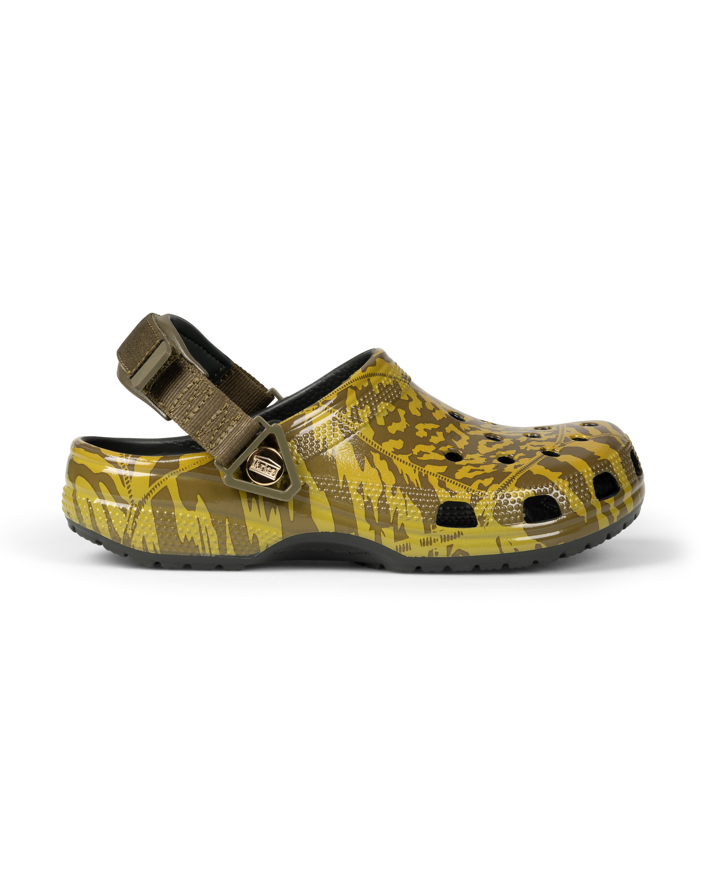 aries x crocs classic clog