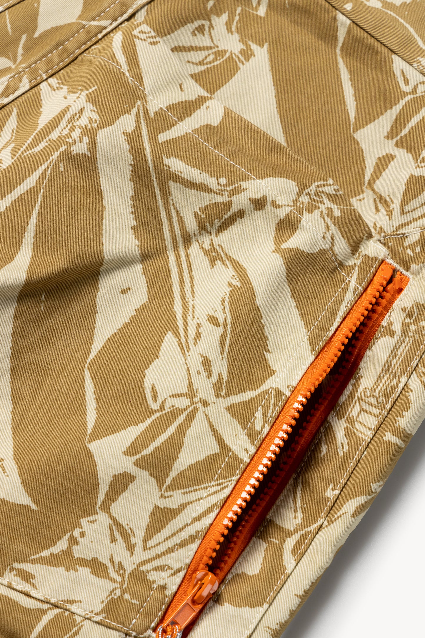 Crinkle Camo Walking Short