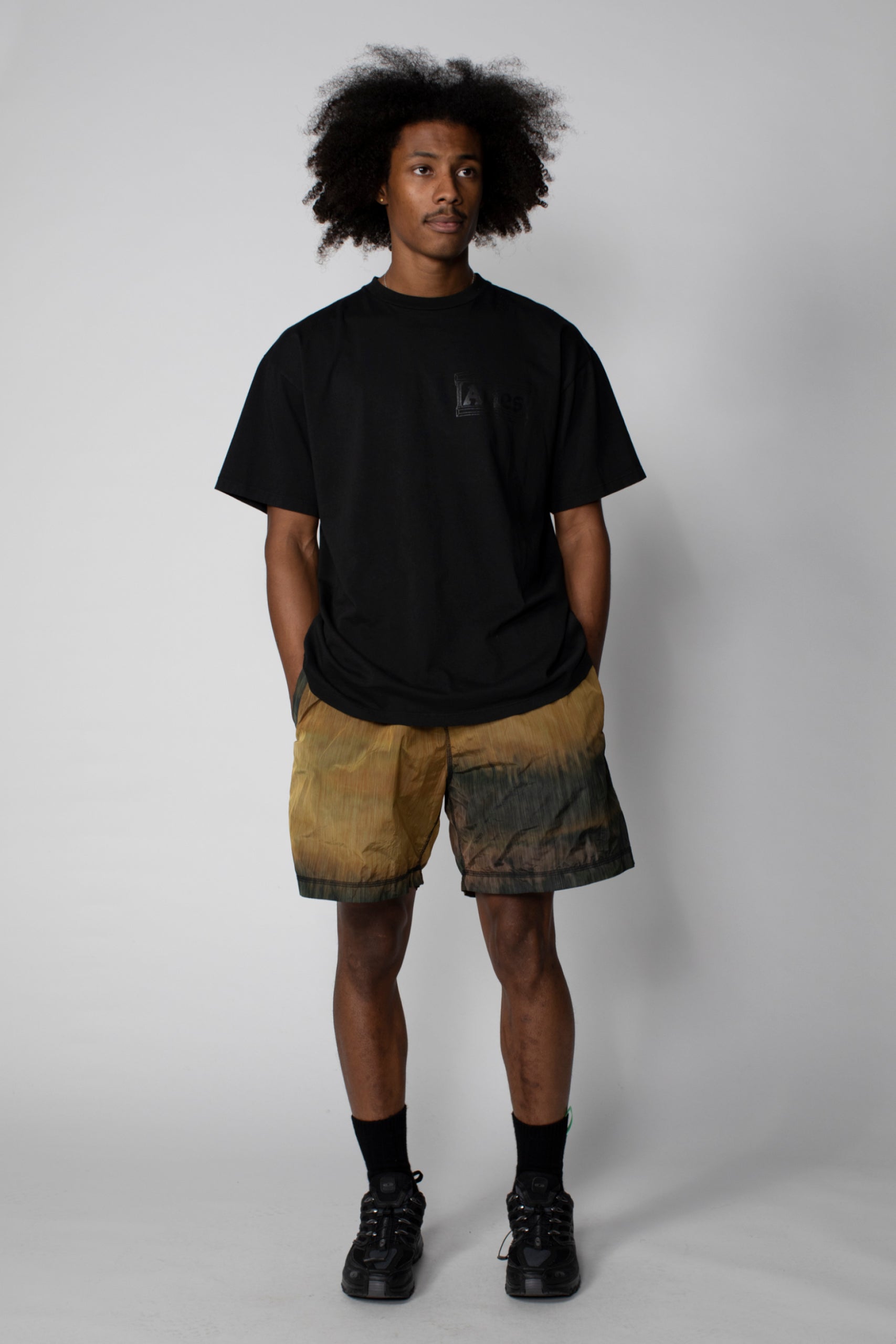 Colourfade Windcheater Short Multi – Aries